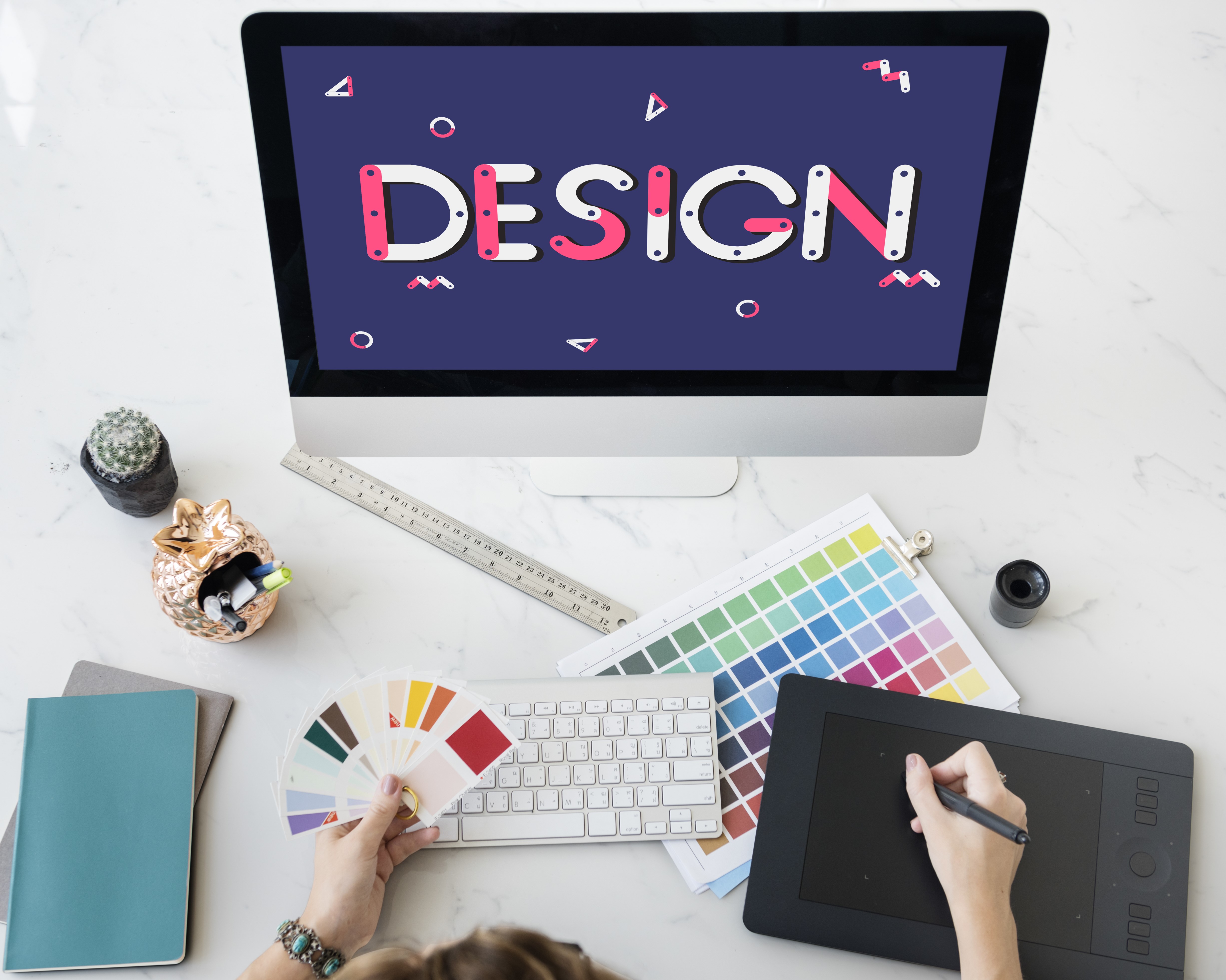 custom UI UX design dubai